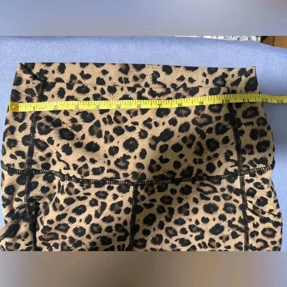 Ododos Leopard Print Women's Leggings - Picture 5 of 6
